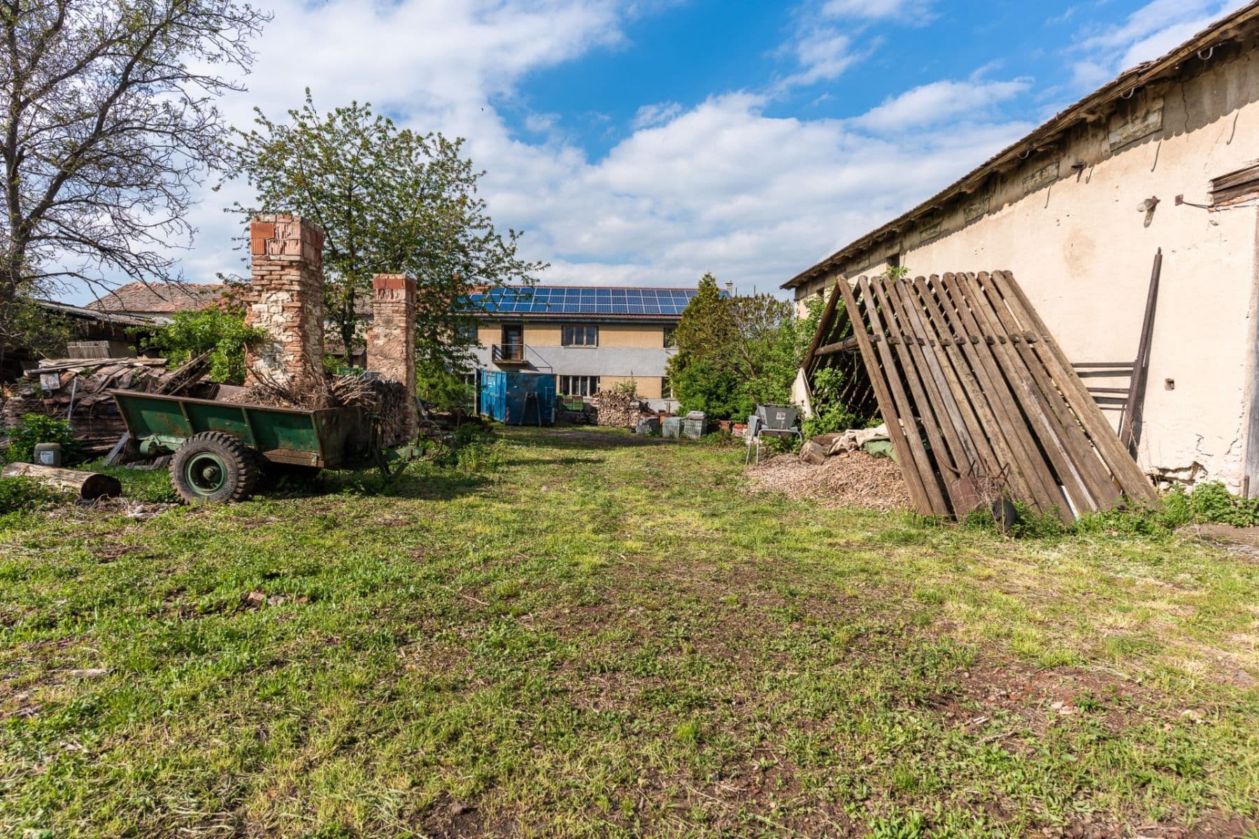 Predaj domu 200 m², pozemek 2.861 m², Děčany, Ústecký kraj Predaj domu 200 m², pozemek 2.861 m², Děčany, Ústecký kraj