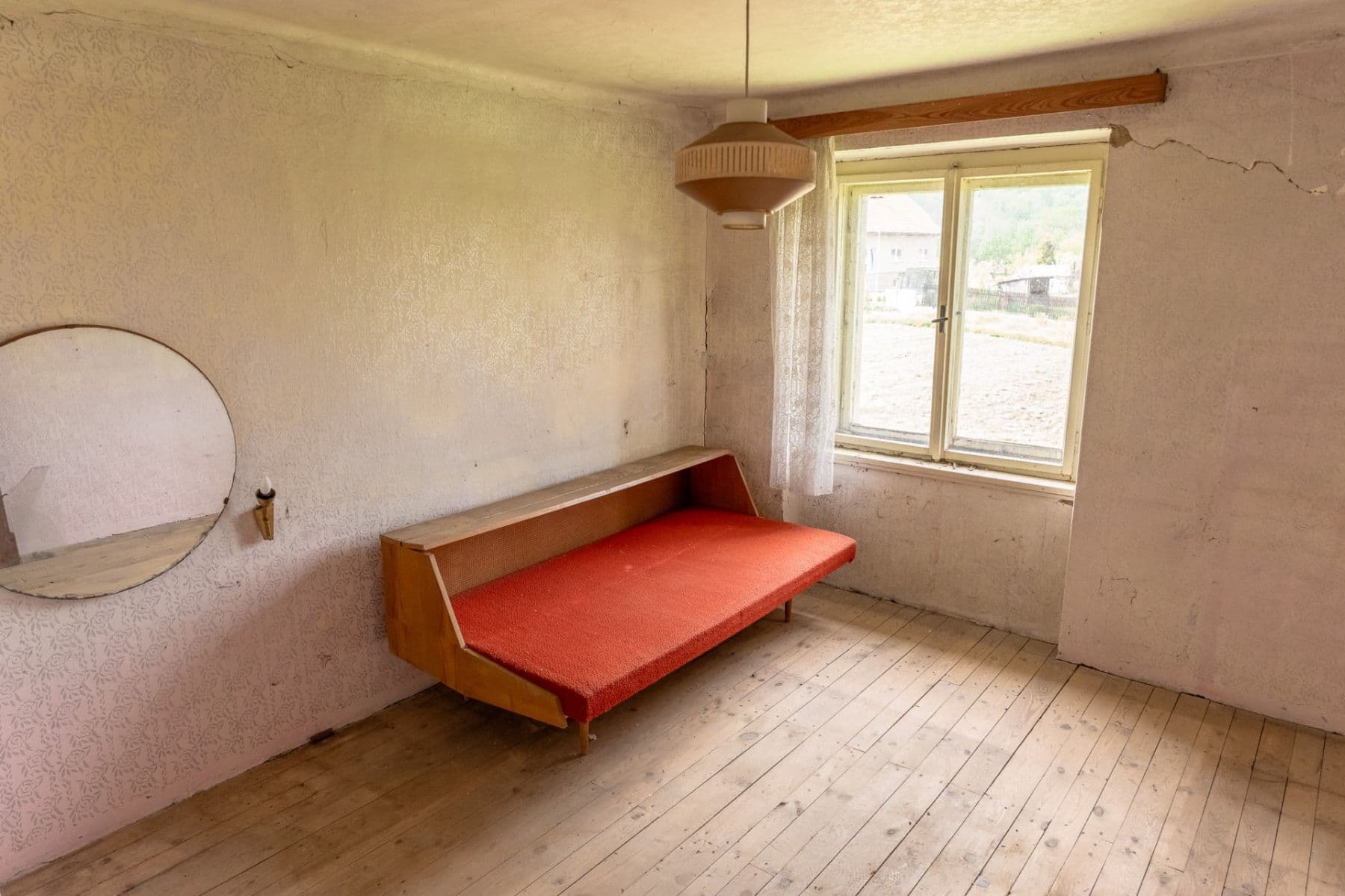 Predaj domu 200 m², pozemek 2.861 m², Děčany, Ústecký kraj Predaj domu 200 m², pozemek 2.861 m², Děčany, Ústecký kraj