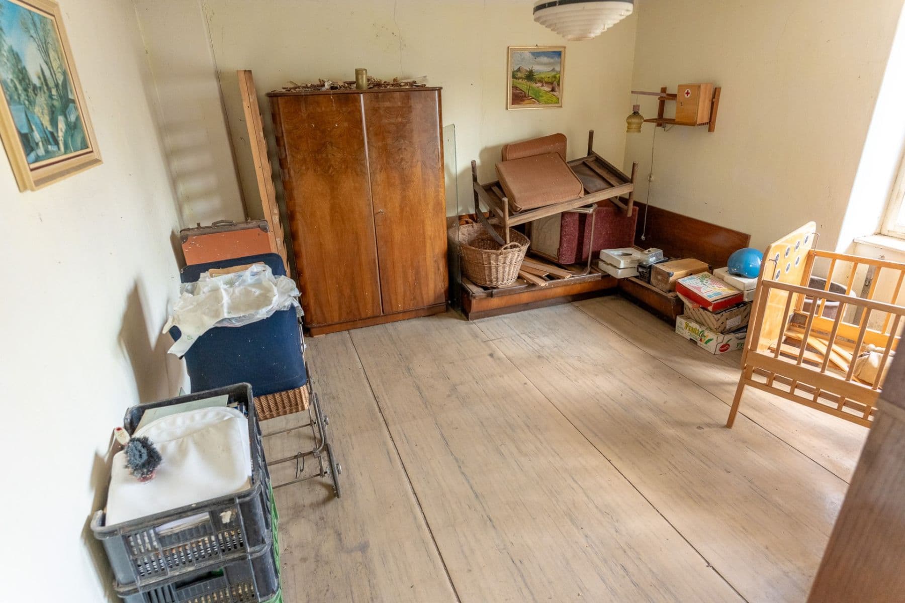 Predaj domu 200 m², pozemek 2.861 m², Děčany, Ústecký kraj Predaj domu 200 m², pozemek 2.861 m², Děčany, Ústecký kraj