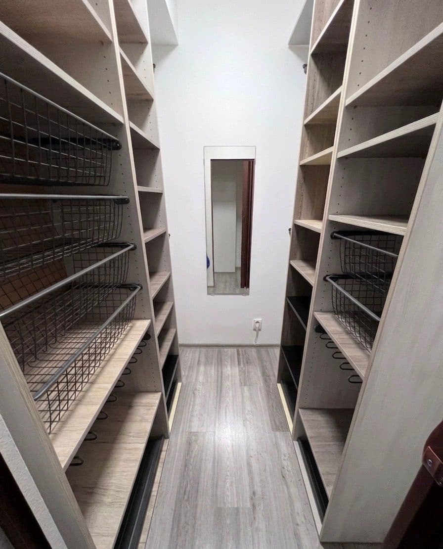Predaj bytu 3-izbový 66 m², Josefa Skupy, Ostrava, Moravskoslezský kraj Predaj bytu 3-izbový 66 m², Josefa Skupy, Ostrava, Moravskoslezský kraj