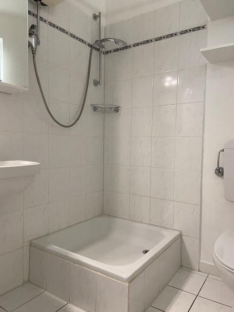 Prenájom bytu 1-izbový 26 m², Bad Nauheim, Hesensko Prenájom bytu 1-izbový 26 m², Bad Nauheim, Hesensko