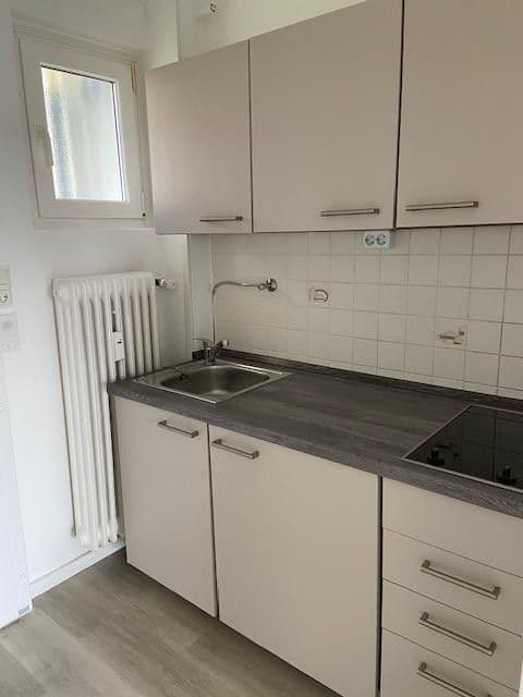 Prenájom bytu 1-izbový 26 m², Bad Nauheim, Hesensko Prenájom bytu 1-izbový 26 m², Bad Nauheim, Hesensko