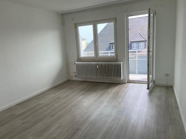 Prenájom bytu 1-izbový 26 m², Bad Nauheim, Hesensko Prenájom bytu 1-izbový 26 m², Bad Nauheim, Hesensko