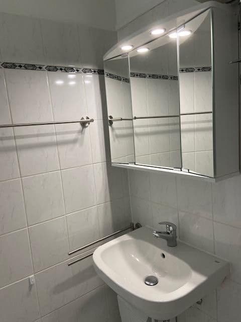 Prenájom bytu 1-izbový 26 m², Bad Nauheim, Hesensko Prenájom bytu 1-izbový 26 m², Bad Nauheim, Hesensko