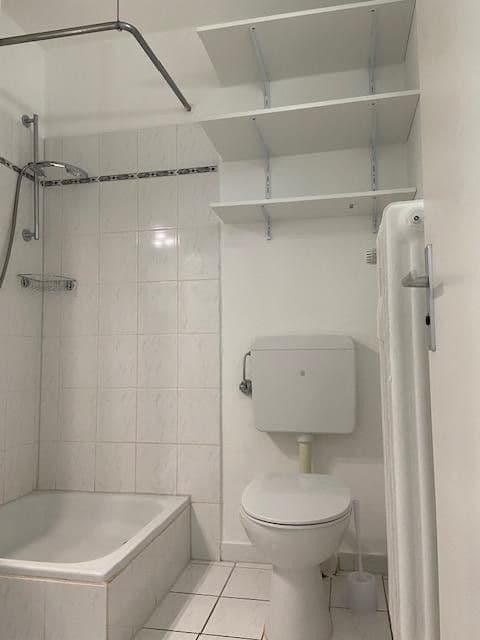 Prenájom bytu 1-izbový 26 m², Bad Nauheim, Hesensko Prenájom bytu 1-izbový 26 m², Bad Nauheim, Hesensko