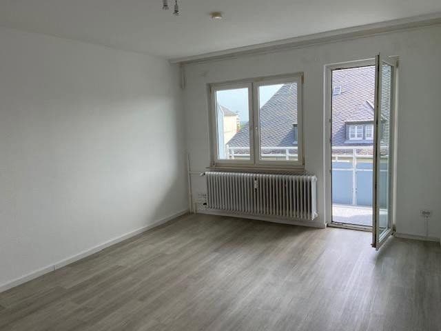 Prenájom bytu 1-izbový 26 m², Bad Nauheim, Hesensko Prenájom bytu 1-izbový 26 m², Bad Nauheim, Hesensko