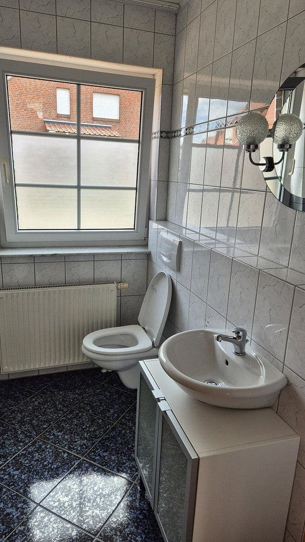 Prenájom bytu 4-izbový 135 m², Ilsede, Dolné Sasko Prenájom bytu 4-izbový 135 m², Ilsede, Dolné Sasko
