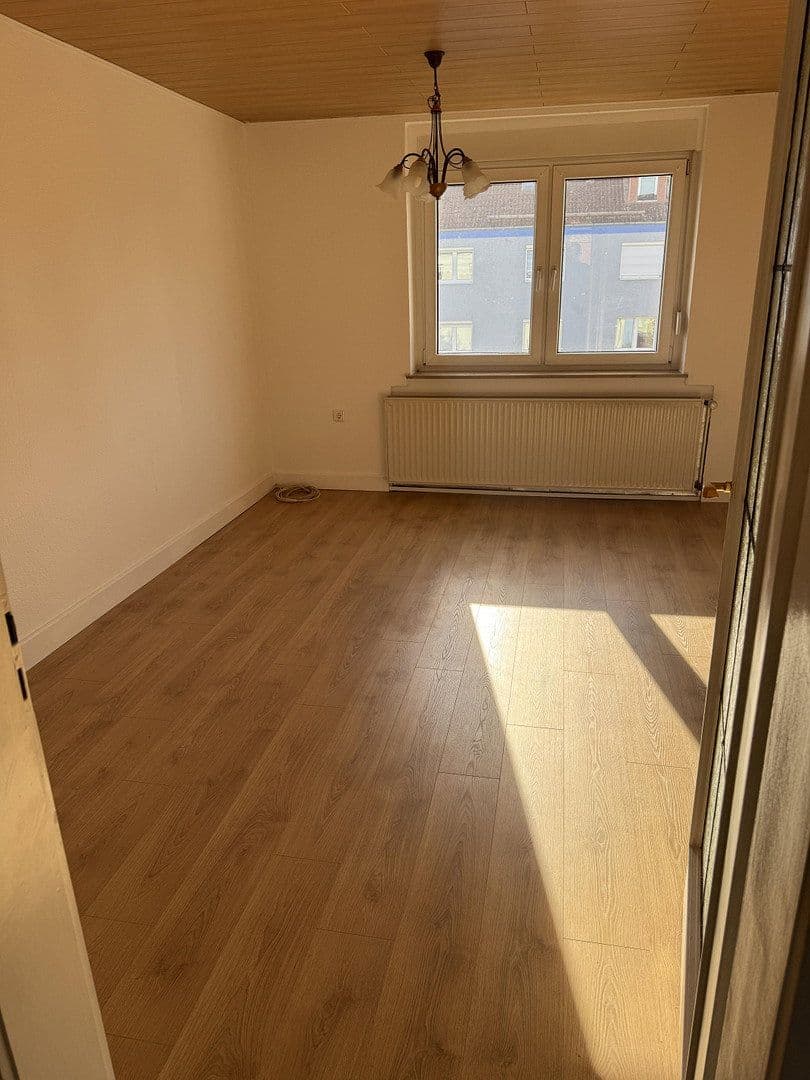 Prenájom bytu 3-izbový 64 m², Ellrich, Durínsko Prenájom bytu 3-izbový 64 m², Ellrich, Durínsko