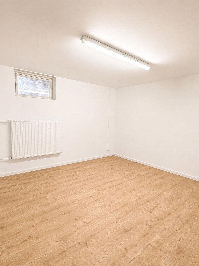 Predaj domu 144 m², pozemek 574 m², Isarstr, Ludwigsfelde, Brandenbursko Predaj domu 144 m², pozemek 574 m², Isarstr, Ludwigsfelde, Brandenbursko