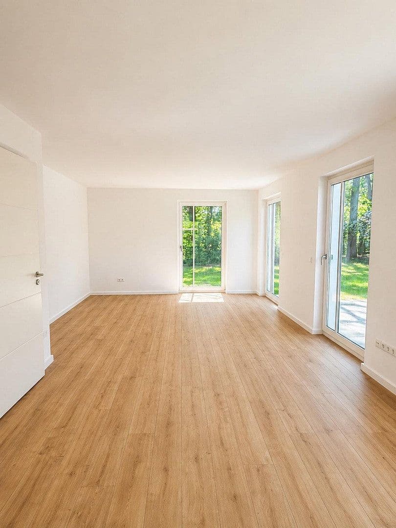 Predaj domu 144 m², pozemek 574 m², Isarstr, Ludwigsfelde, Brandenbursko Predaj domu 144 m², pozemek 574 m², Isarstr, Ludwigsfelde, Brandenbursko