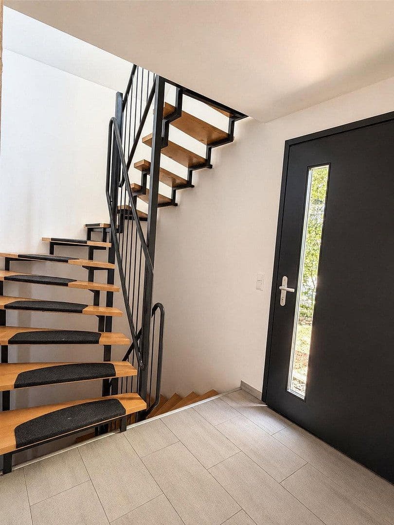 Predaj domu 144 m², pozemek 574 m², Isarstr, Ludwigsfelde, Brandenbursko Predaj domu 144 m², pozemek 574 m², Isarstr, Ludwigsfelde, Brandenbursko