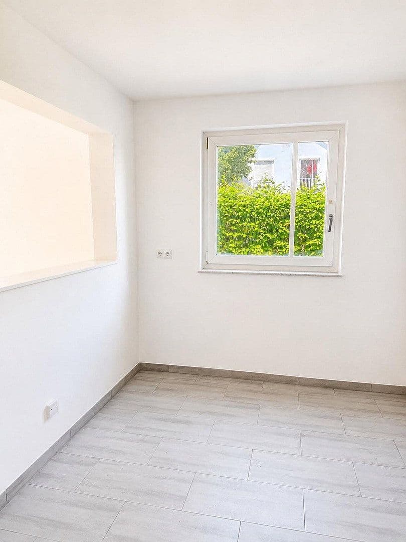 Predaj domu 144 m², pozemek 574 m², Isarstr, Ludwigsfelde, Brandenbursko Predaj domu 144 m², pozemek 574 m², Isarstr, Ludwigsfelde, Brandenbursko