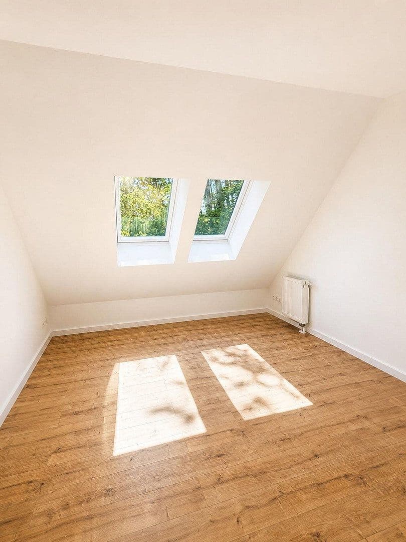 Predaj domu 144 m², pozemek 574 m², Isarstr, Ludwigsfelde, Brandenbursko Predaj domu 144 m², pozemek 574 m², Isarstr, Ludwigsfelde, Brandenbursko