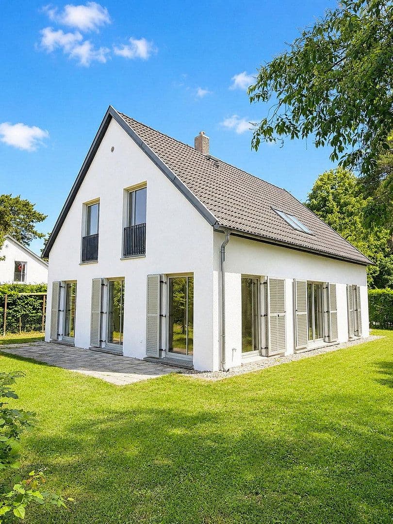 Predaj domu 144 m², pozemek 574 m², Isarstr, Ludwigsfelde, Brandenbursko Predaj domu 144 m², pozemek 574 m², Isarstr, Ludwigsfelde, Brandenbursko