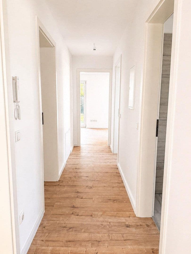 Predaj domu 144 m², pozemek 574 m², Isarstr, Ludwigsfelde, Brandenbursko Predaj domu 144 m², pozemek 574 m², Isarstr, Ludwigsfelde, Brandenbursko