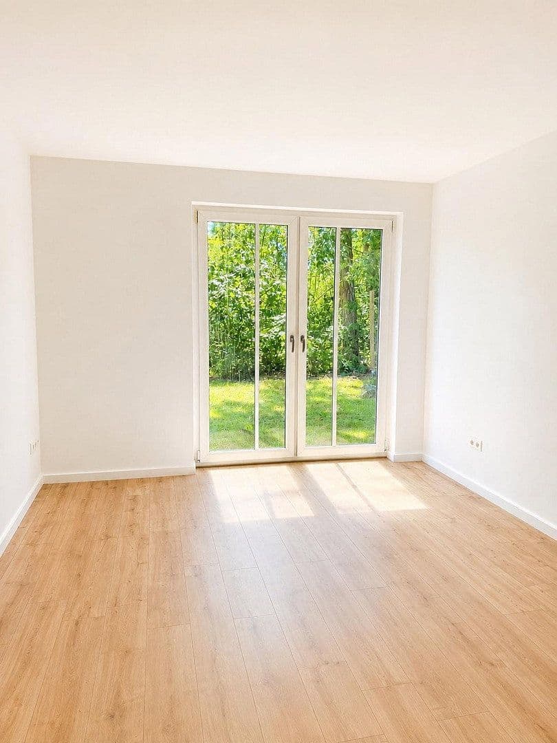 Predaj domu 144 m², pozemek 574 m², Isarstr, Ludwigsfelde, Brandenbursko Predaj domu 144 m², pozemek 574 m², Isarstr, Ludwigsfelde, Brandenbursko
