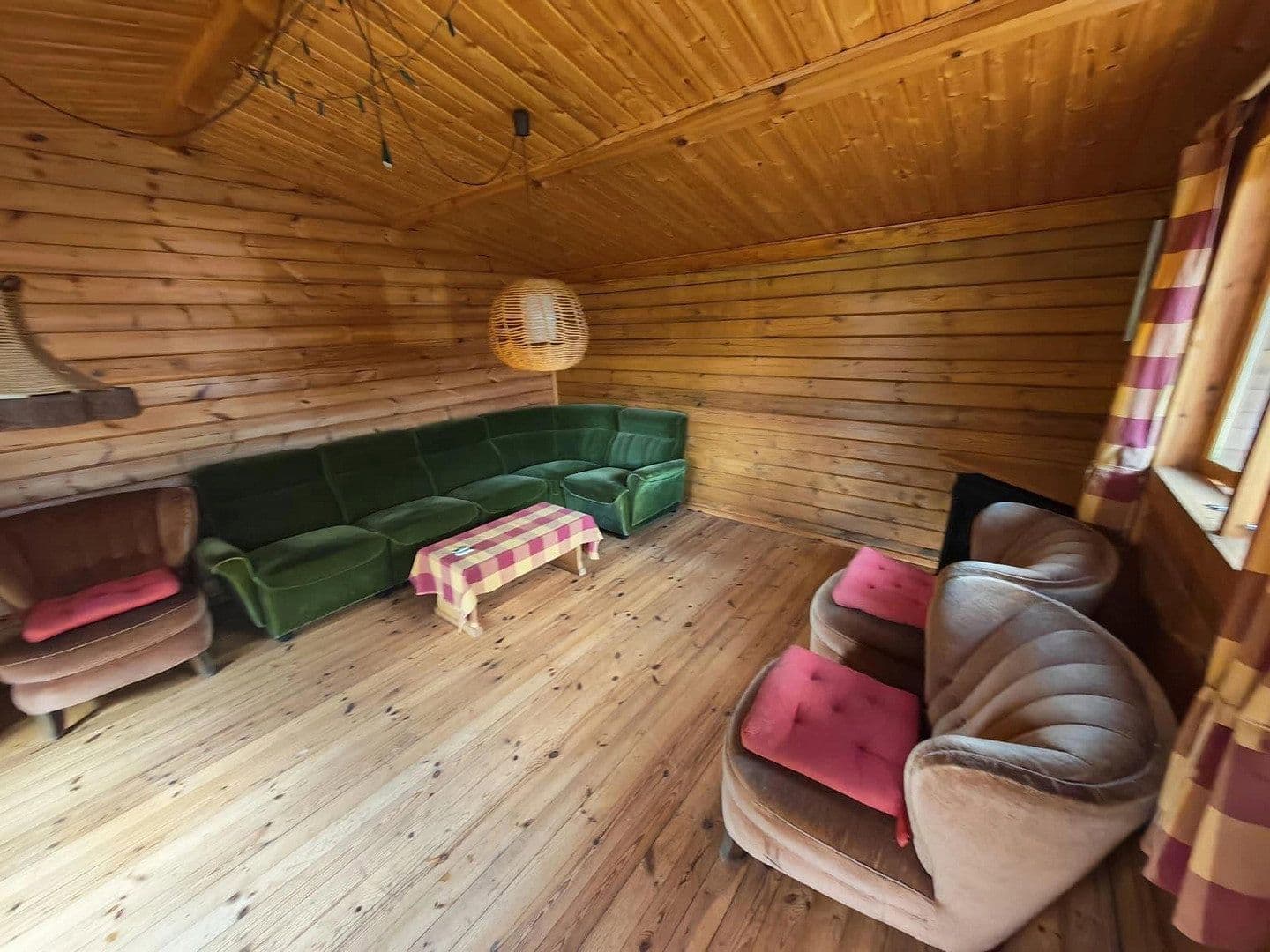 Predaj domu 212 m², pozemek 820 m², Luchtenburg 34, Twistringen, Dolné Sasko Predaj domu 212 m², pozemek 820 m², Luchtenburg 34, Twistringen, Dolné Sasko