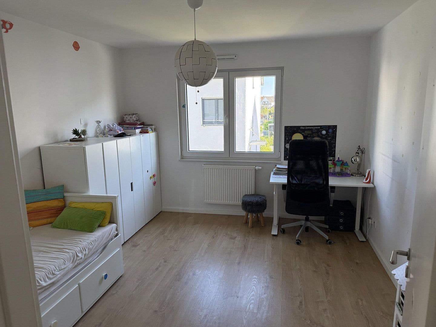 Predaj domu 141 m², pozemek 131 m², Kandisweg 9, Groß-Gerau, Hesensko Predaj domu 141 m², pozemek 131 m², Kandisweg 9, Groß-Gerau, Hesensko