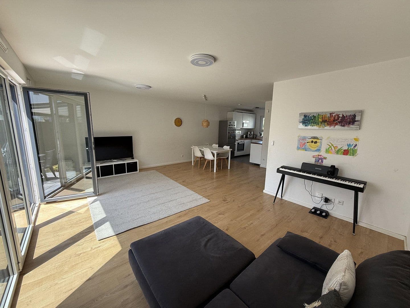 Predaj domu 141 m², pozemek 131 m², Kandisweg 9, Groß-Gerau, Hesensko Predaj domu 141 m², pozemek 131 m², Kandisweg 9, Groß-Gerau, Hesensko