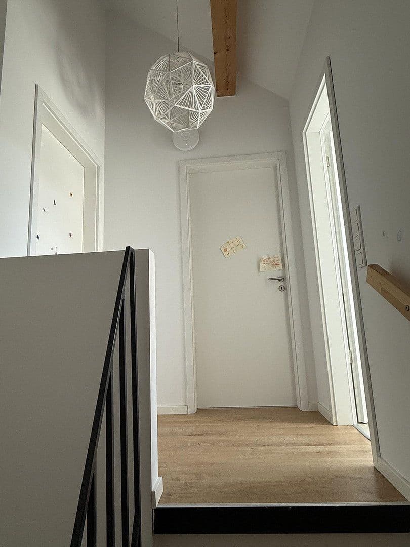 Predaj domu 141 m², pozemek 131 m², Kandisweg 9, Groß-Gerau, Hesensko Predaj domu 141 m², pozemek 131 m², Kandisweg 9, Groß-Gerau, Hesensko