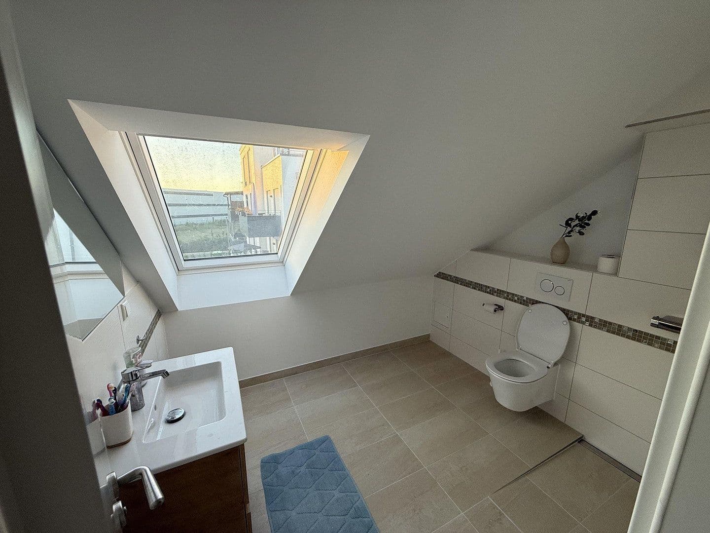 Predaj domu 141 m², pozemek 131 m², Kandisweg 9, Groß-Gerau, Hesensko Predaj domu 141 m², pozemek 131 m², Kandisweg 9, Groß-Gerau, Hesensko