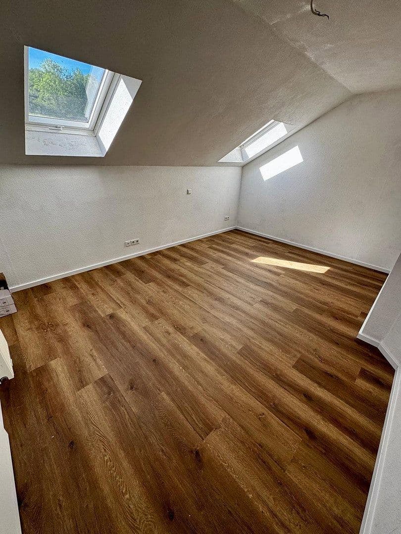 Prenájom bytu 3-izbový 85 m², Nibelungenstraße 160, Lautertal (Odenwald), Hesensko Prenájom bytu 3-izbový 85 m², Nibelungenstraße 160, Lautertal (Odenwald), Hesensko