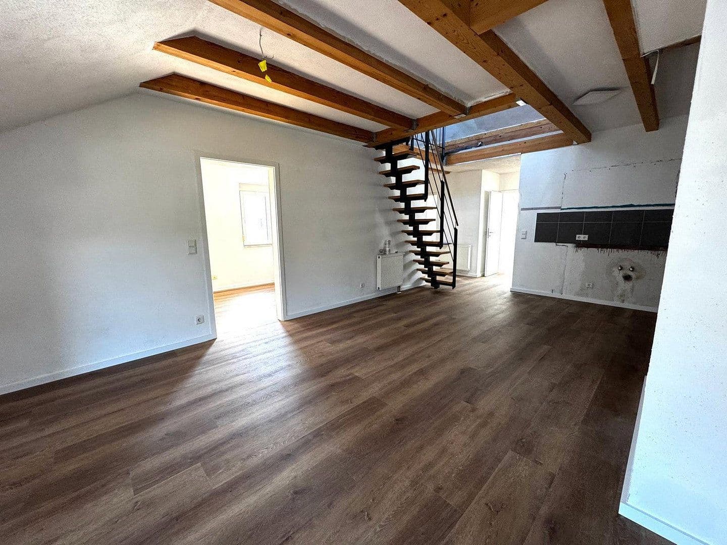 Prenájom bytu 3-izbový 85 m², Nibelungenstraße 160, Lautertal (Odenwald), Hesensko Prenájom bytu 3-izbový 85 m², Nibelungenstraße 160, Lautertal (Odenwald), Hesensko