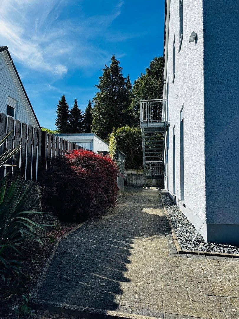 Prenájom bytu 3-izbový 85 m², Nibelungenstraße 160, Lautertal (Odenwald), Hesensko Prenájom bytu 3-izbový 85 m², Nibelungenstraße 160, Lautertal (Odenwald), Hesensko