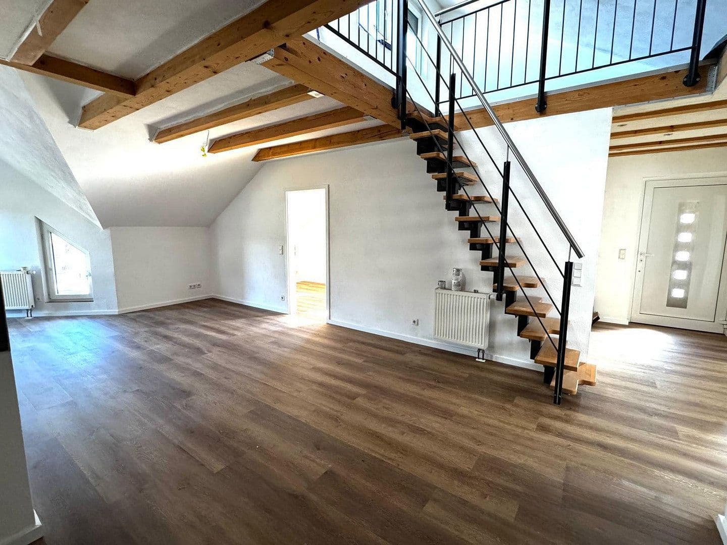 Prenájom bytu 3-izbový 85 m², Nibelungenstraße 160, Lautertal (Odenwald), Hesensko Prenájom bytu 3-izbový 85 m², Nibelungenstraße 160, Lautertal (Odenwald), Hesensko