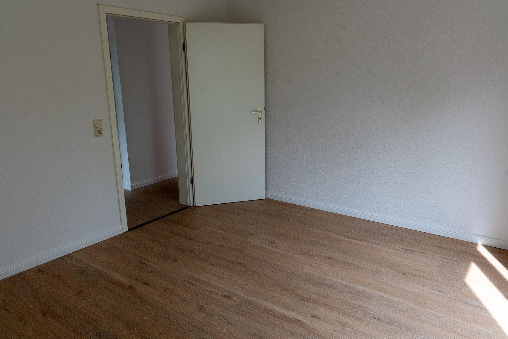 Prenájom bytu 3-izbový 71 m², Haldensleben, Sasko-Anhaltsko Prenájom bytu 3-izbový 71 m², Haldensleben, Sasko-Anhaltsko