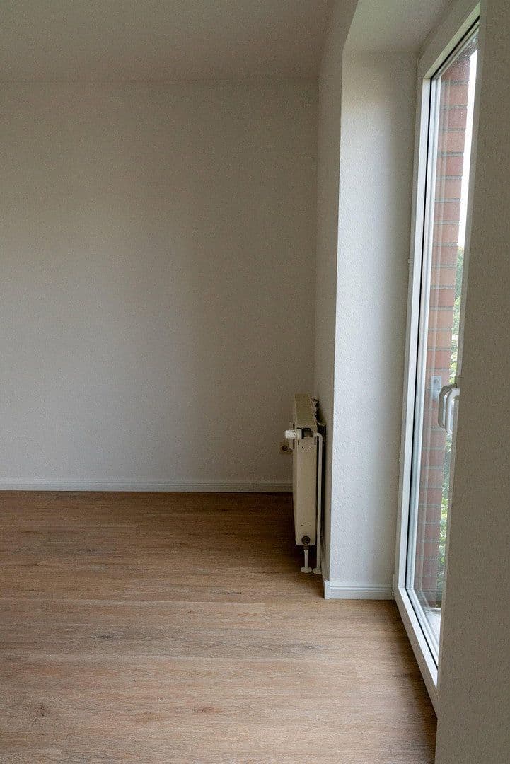 Prenájom bytu 3-izbový 71 m², Haldensleben, Sasko-Anhaltsko Prenájom bytu 3-izbový 71 m², Haldensleben, Sasko-Anhaltsko