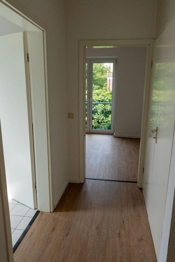 Prenájom bytu 3-izbový 71 m², Haldensleben, Sasko-Anhaltsko Prenájom bytu 3-izbový 71 m², Haldensleben, Sasko-Anhaltsko