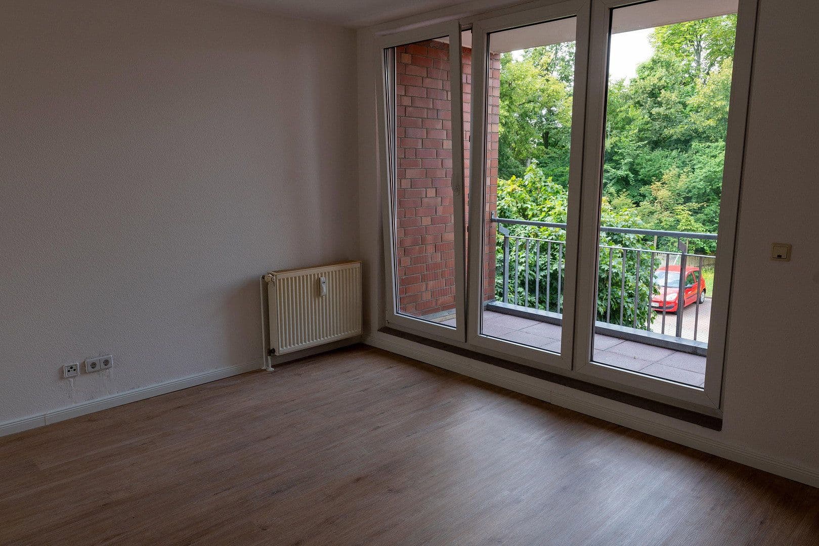 Prenájom bytu 3-izbový 71 m², Haldensleben, Sasko-Anhaltsko Prenájom bytu 3-izbový 71 m², Haldensleben, Sasko-Anhaltsko