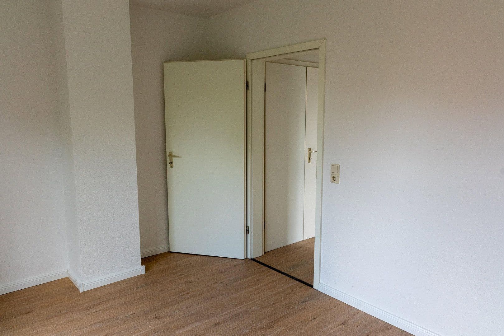 Prenájom bytu 3-izbový 71 m², Haldensleben, Sasko-Anhaltsko Prenájom bytu 3-izbový 71 m², Haldensleben, Sasko-Anhaltsko