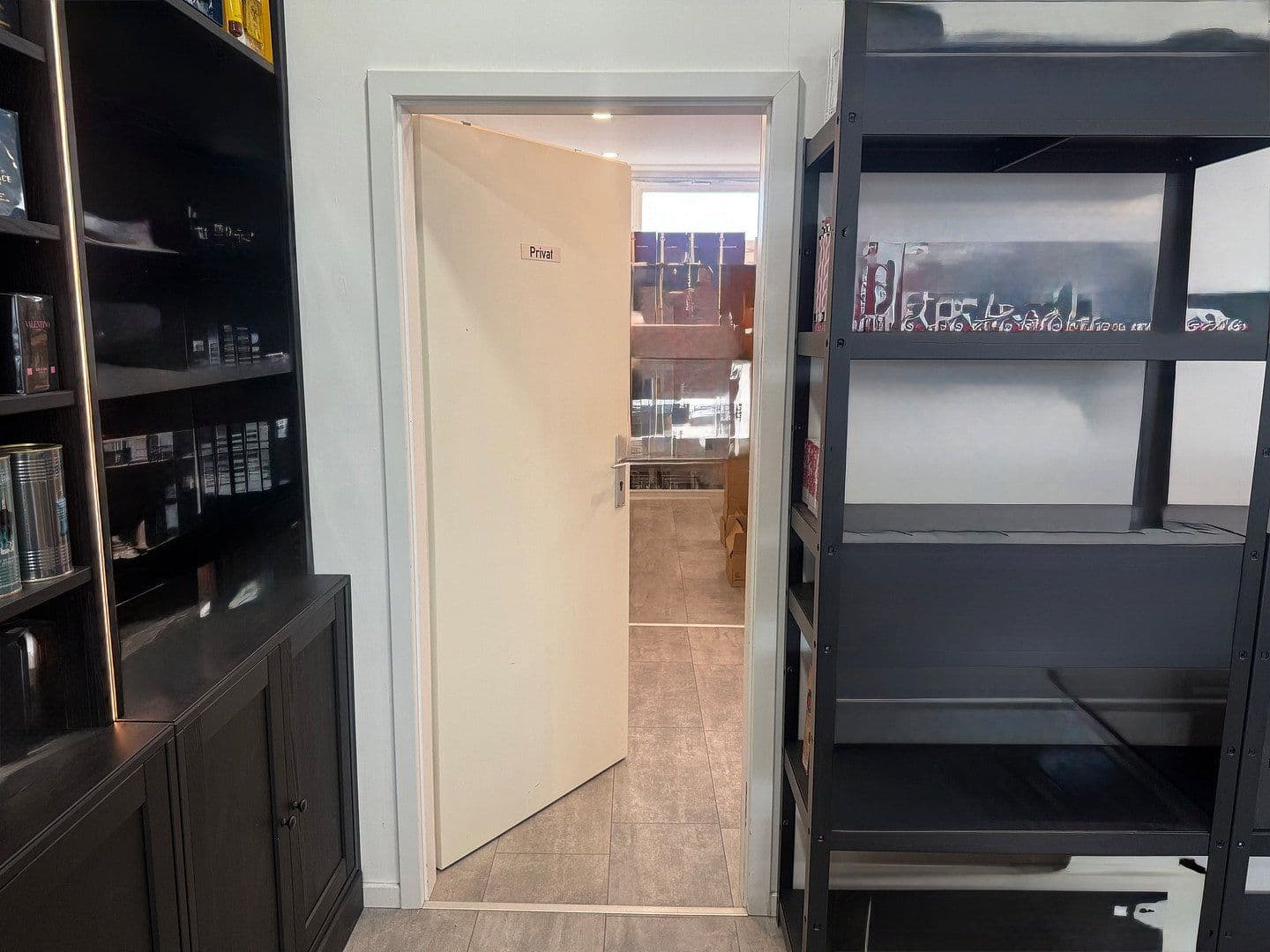 Prenájom nebytového priestoru 82 m², Babenhäuser Straße 27, Dietzenbach, Hesensko Prenájom nebytového priestoru 82 m², Babenhäuser Straße 27, Dietzenbach, Hesensko