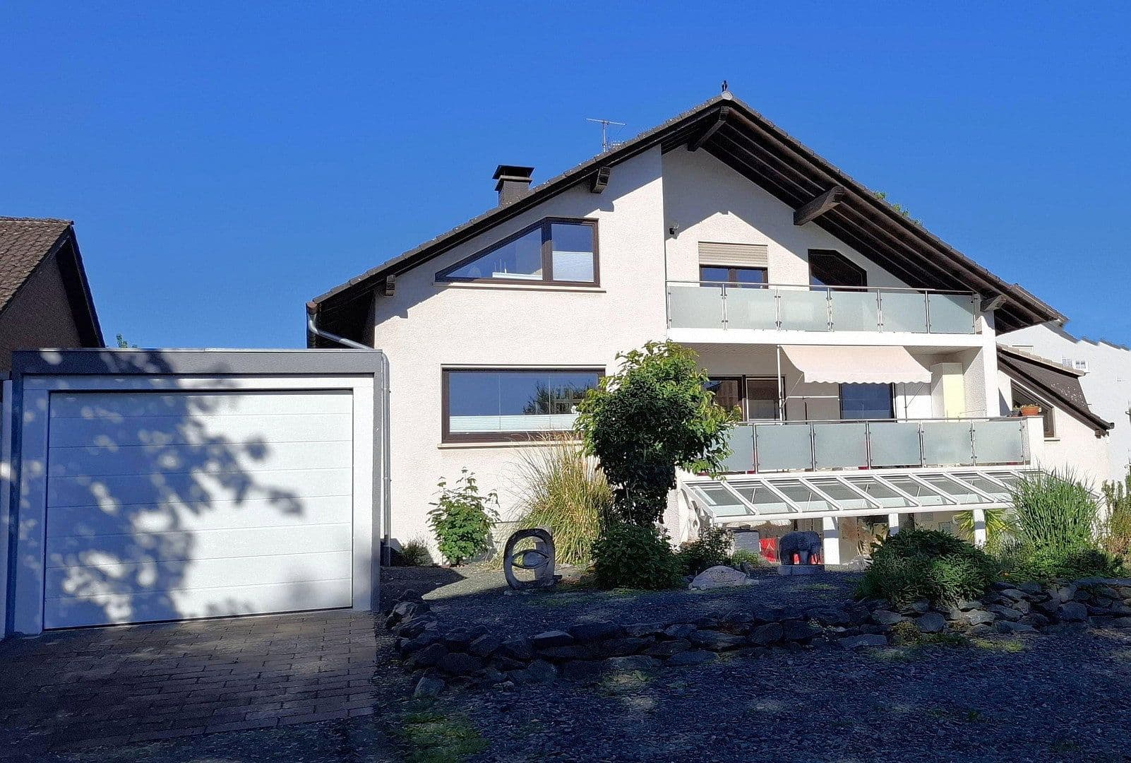 Predaj domu 340 m², pozemek 845 m², Braunfels, Hesensko Predaj domu 340 m², pozemek 845 m², Braunfels, Hesensko