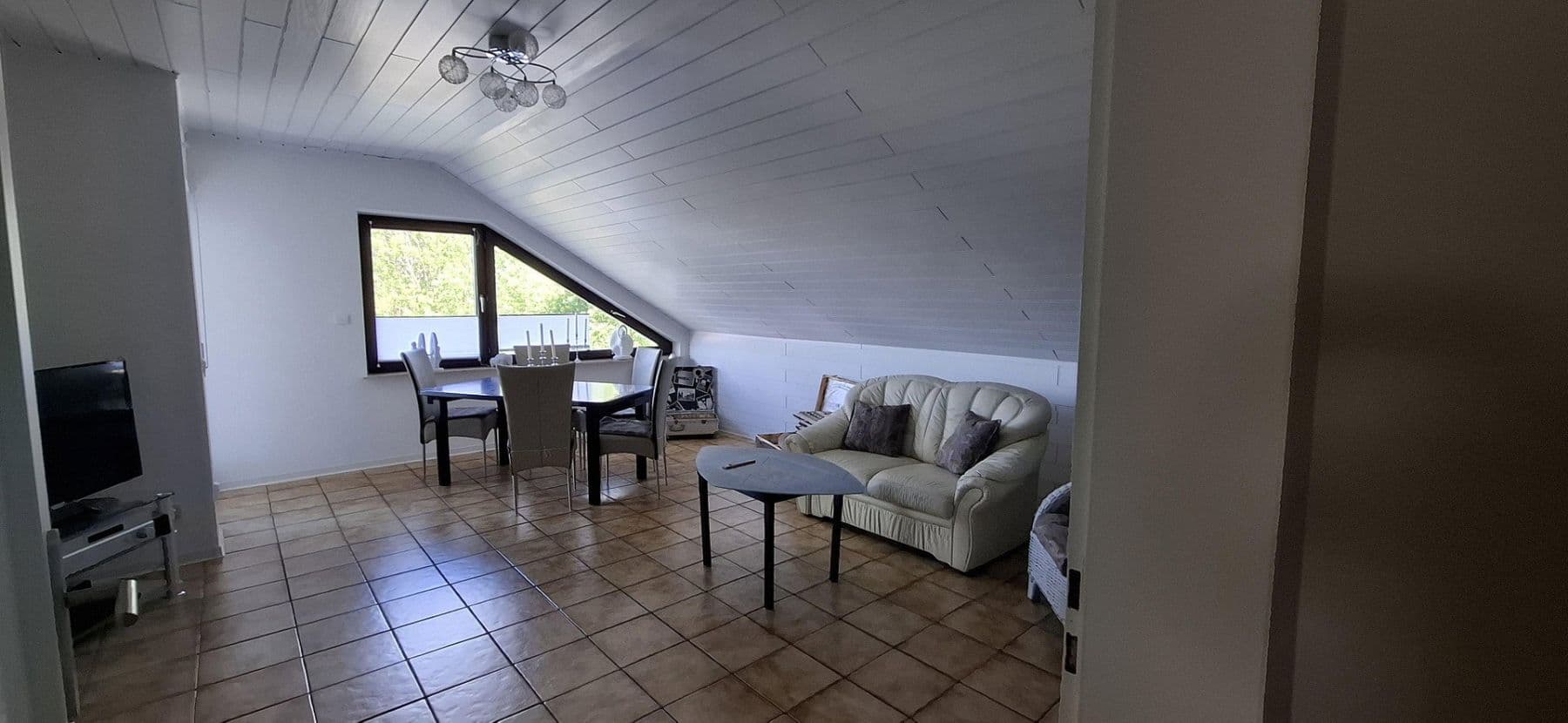 Predaj domu 340 m², pozemek 845 m², Braunfels, Hesensko Predaj domu 340 m², pozemek 845 m², Braunfels, Hesensko