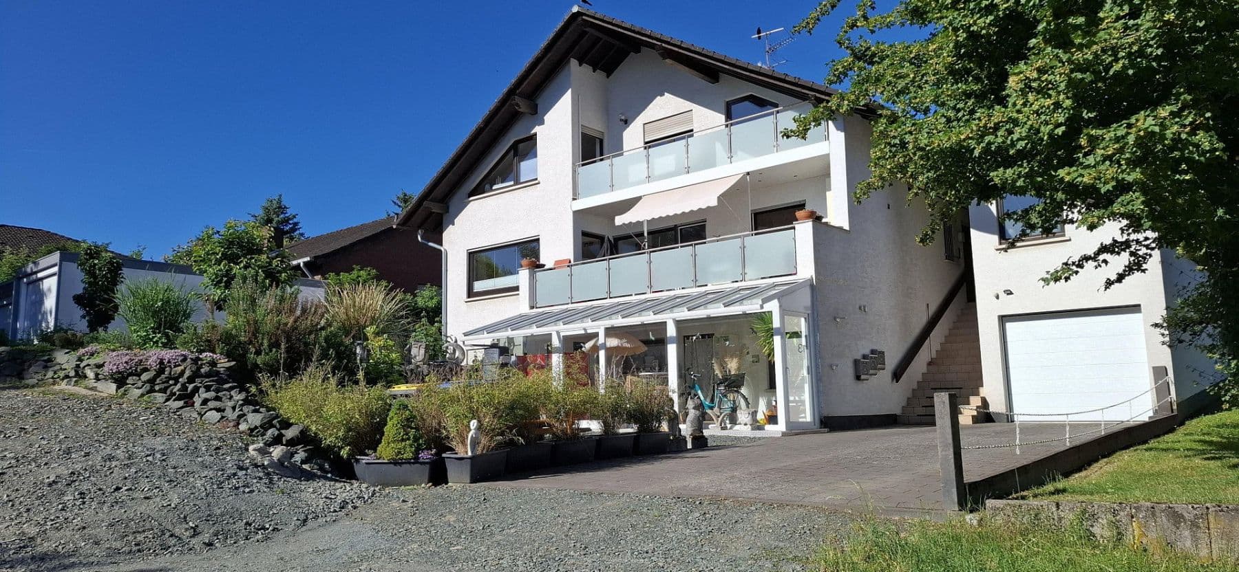 Predaj domu 340 m², pozemek 845 m², Braunfels, Hesensko Predaj domu 340 m², pozemek 845 m², Braunfels, Hesensko