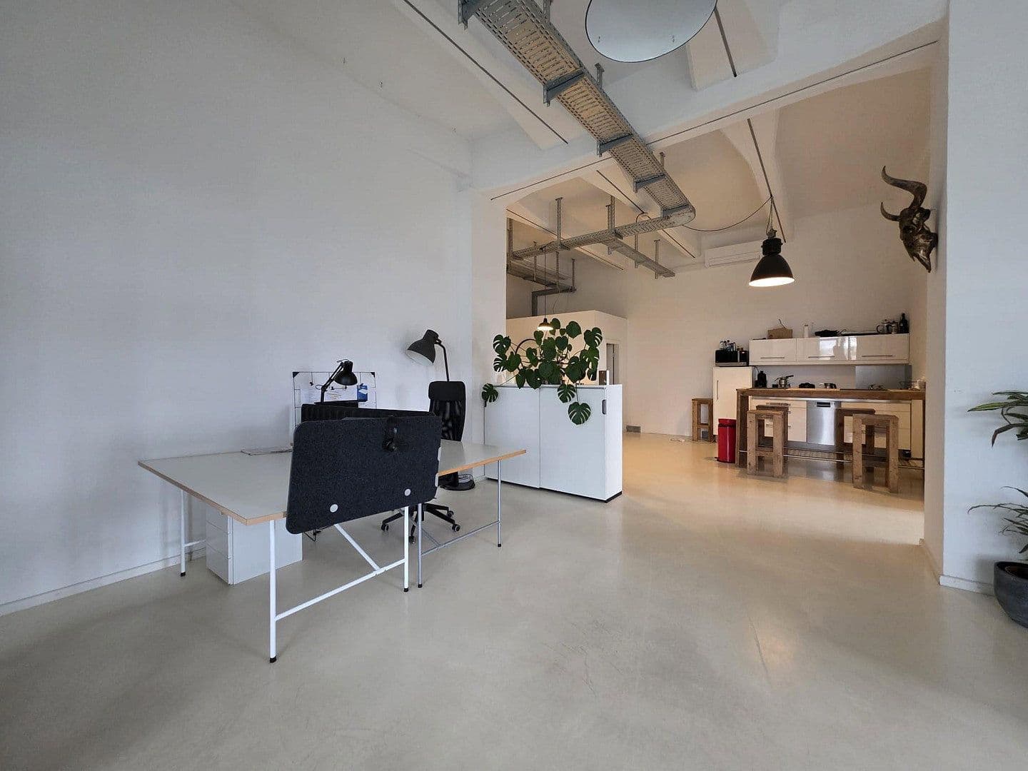 Prenájom kancelárie 132 m², Cassellastraße 30-32, Frankfurt, Hesensko Prenájom kancelárie 132 m², Cassellastraße 30-32, Frankfurt, Hesensko