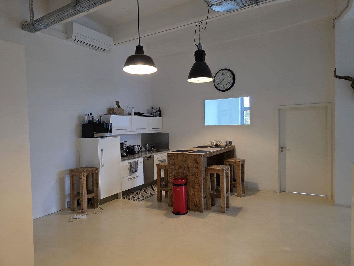 Prenájom kancelárie 132 m², Cassellastraße 30-32, Frankfurt, Hesensko Prenájom kancelárie 132 m², Cassellastraße 30-32, Frankfurt, Hesensko