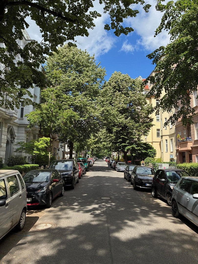 Predaj bytu 4-izbový 130 m², Berlin, Berlín Predaj bytu 4-izbový 130 m², Berlin, Berlín