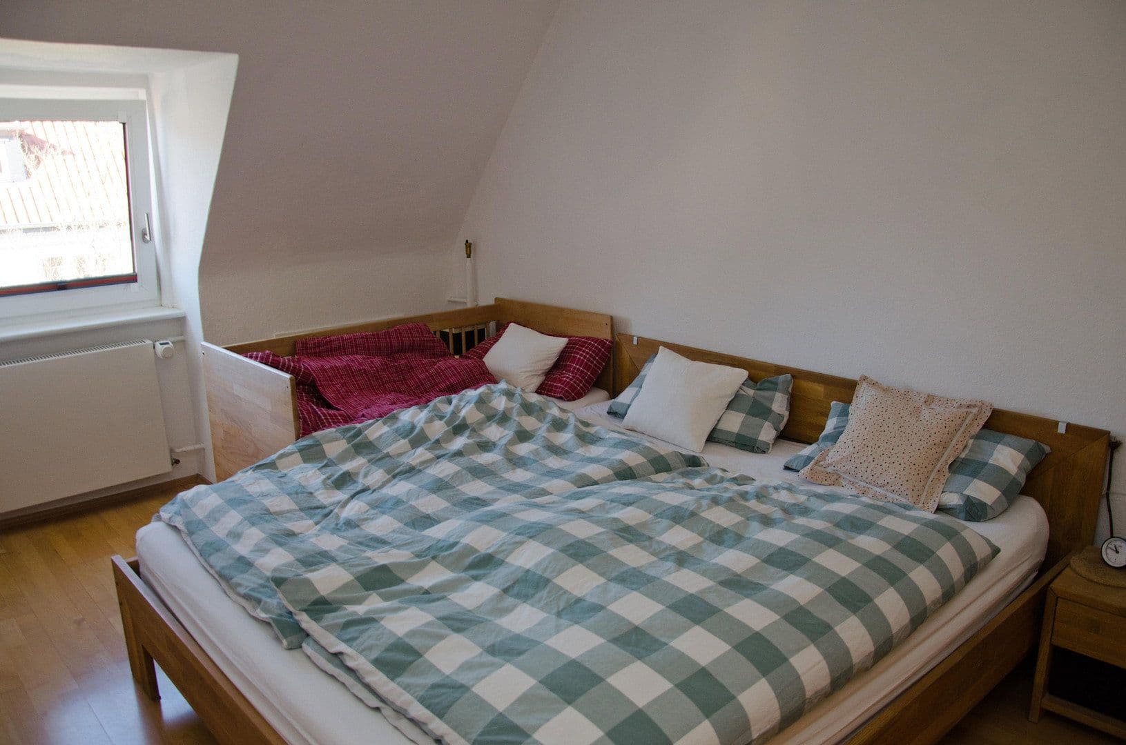 Prenájom bytu 7-izbový 141 m², Kassel, Hesensko Prenájom bytu 7-izbový 141 m², Kassel, Hesensko