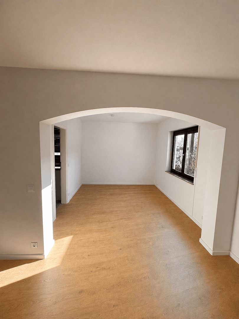 Prenájom bytu 3-izbový 115 m², Ingelheim am Rhein, Porýnie-Falcko Prenájom bytu 3-izbový 115 m², Ingelheim am Rhein, Porýnie-Falcko