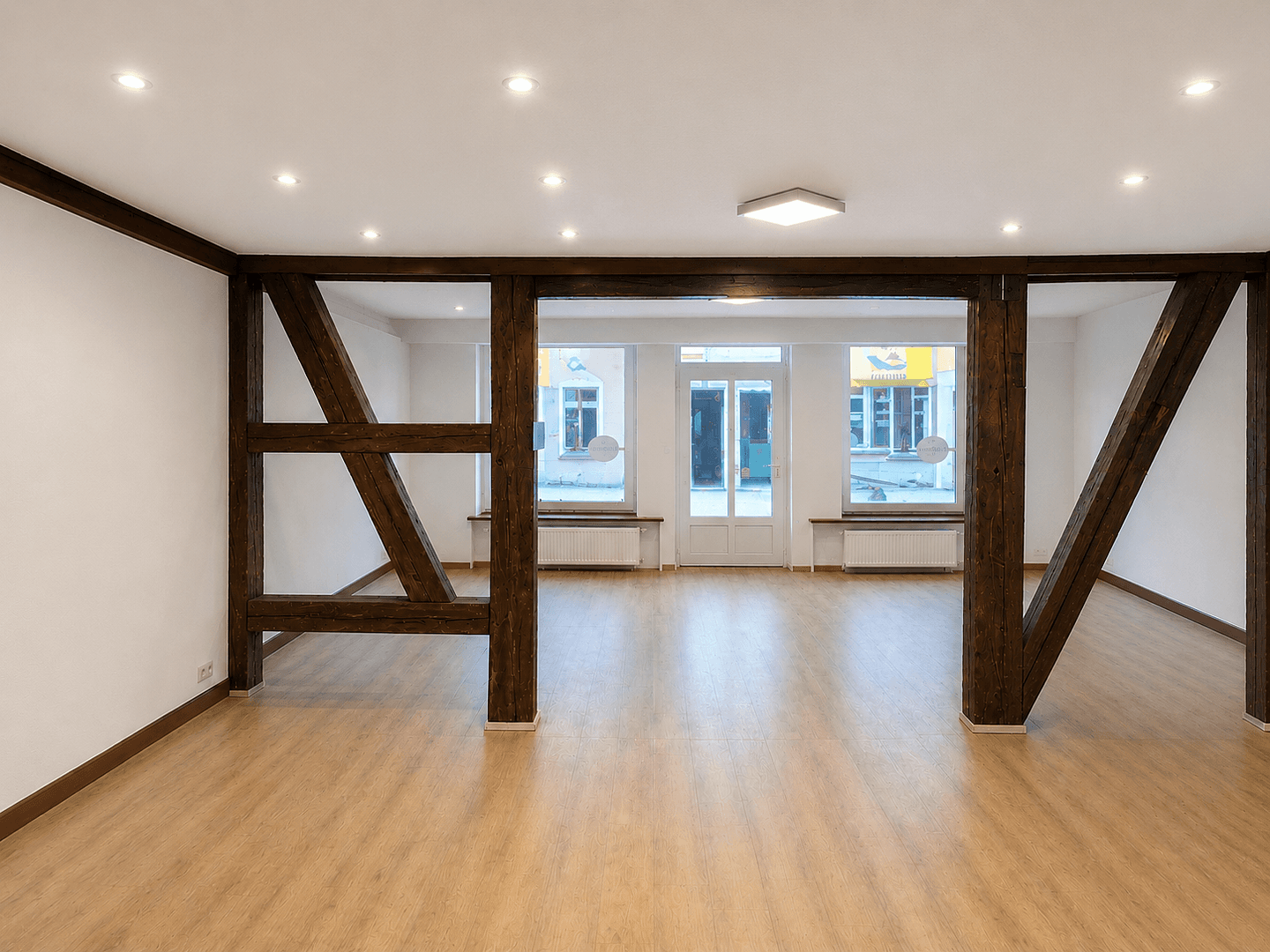 Prenájom nebytového priestoru 56 m², Erlangen, Bavorsko Prenájom nebytového priestoru 56 m², Erlangen, Bavorsko