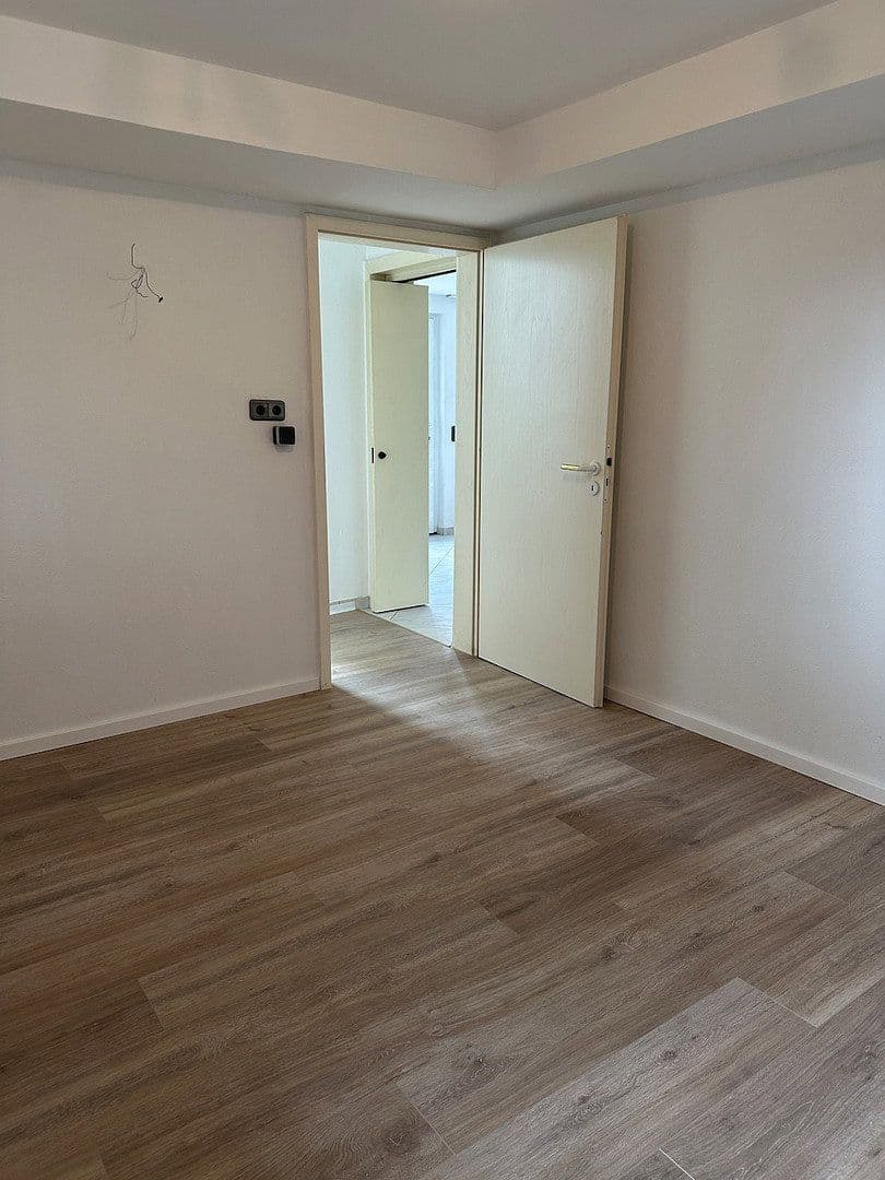 Prenájom domu 192 m², pozemek 539 m², Mühltal, Hesensko Prenájom domu 192 m², pozemek 539 m², Mühltal, Hesensko