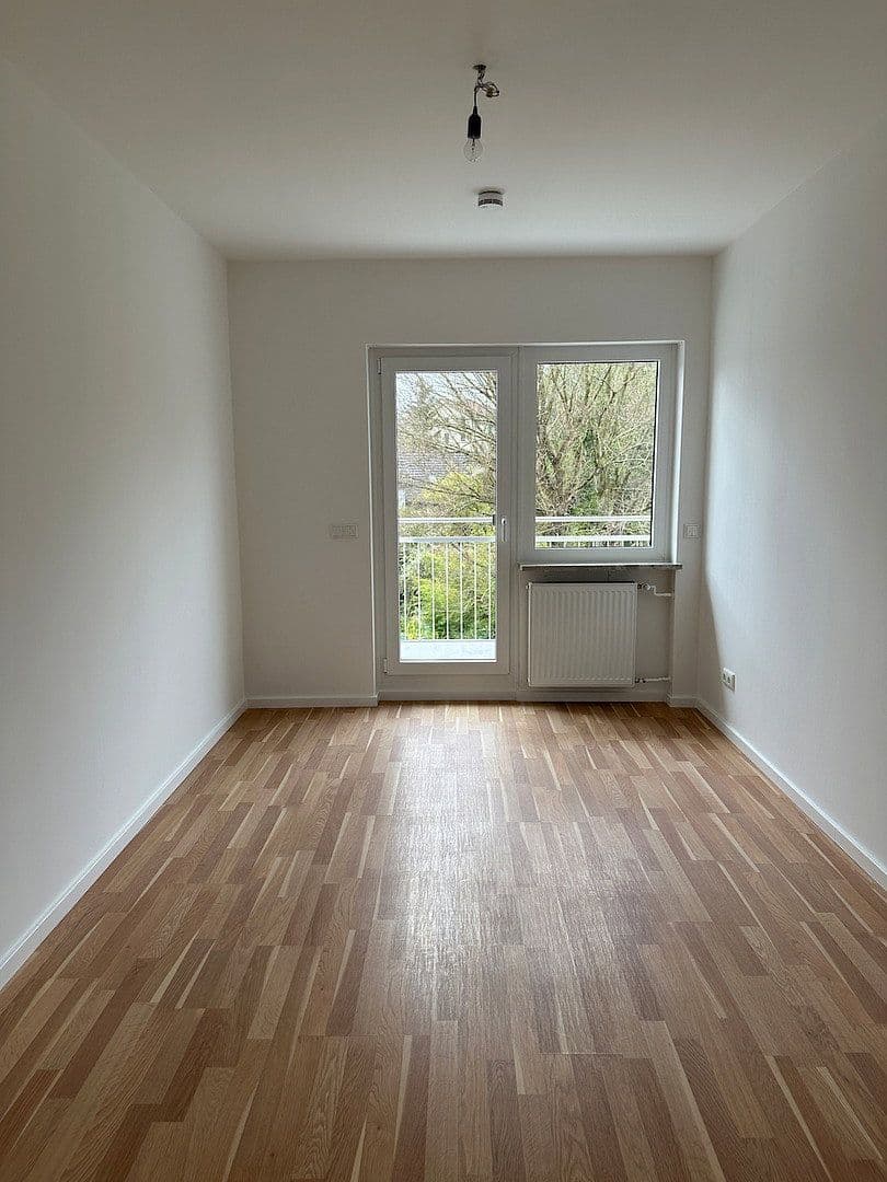 Prenájom domu 192 m², pozemek 539 m², Mühltal, Hesensko Prenájom domu 192 m², pozemek 539 m², Mühltal, Hesensko