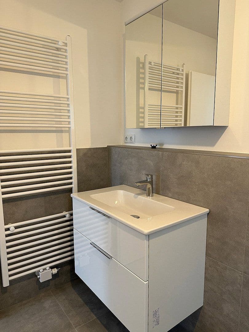 Prenájom domu 192 m², pozemek 539 m², Mühltal, Hesensko Prenájom domu 192 m², pozemek 539 m², Mühltal, Hesensko