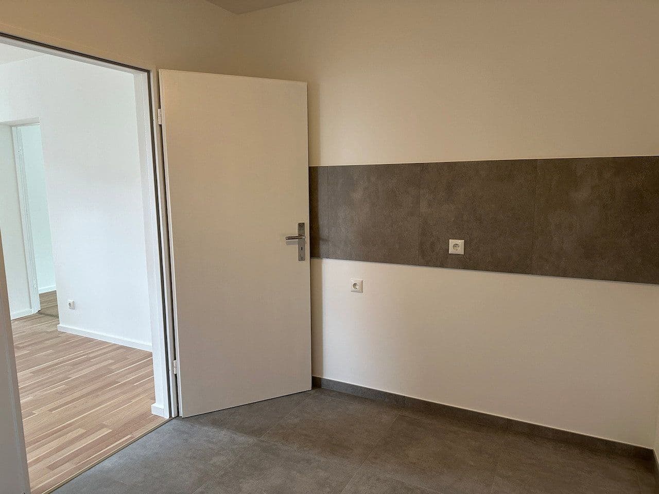 Prenájom domu 192 m², pozemek 539 m², Mühltal, Hesensko Prenájom domu 192 m², pozemek 539 m², Mühltal, Hesensko