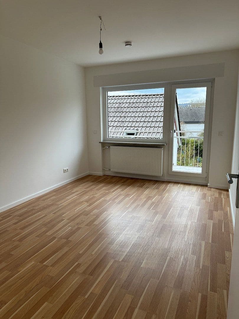 Prenájom domu 192 m², pozemek 539 m², Mühltal, Hesensko Prenájom domu 192 m², pozemek 539 m², Mühltal, Hesensko