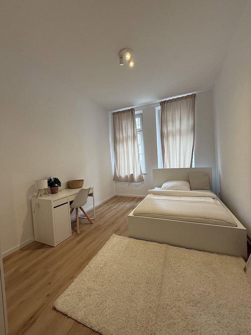 Prenájom bytu 14 m², Holzschuherstraße 19, Nürnberg, Bavorsko Prenájom bytu 14 m², Holzschuherstraße 19, Nürnberg, Bavorsko